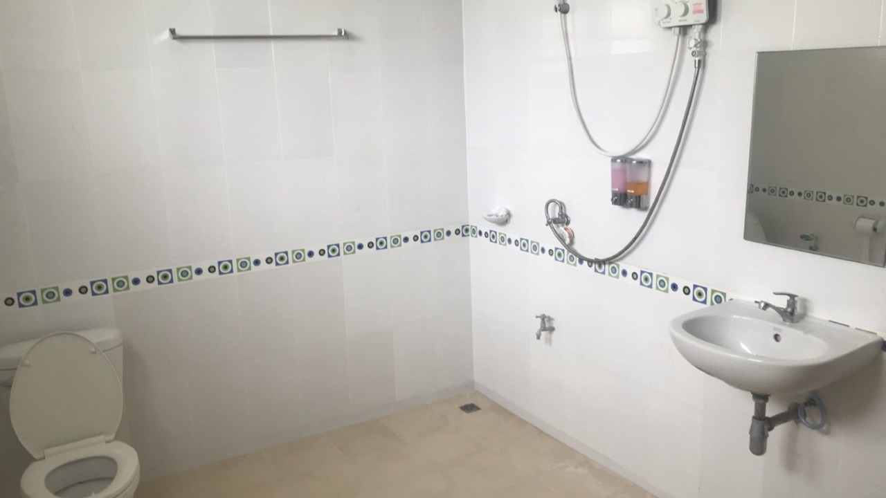 Photo of Bathroom in Pak Phayun