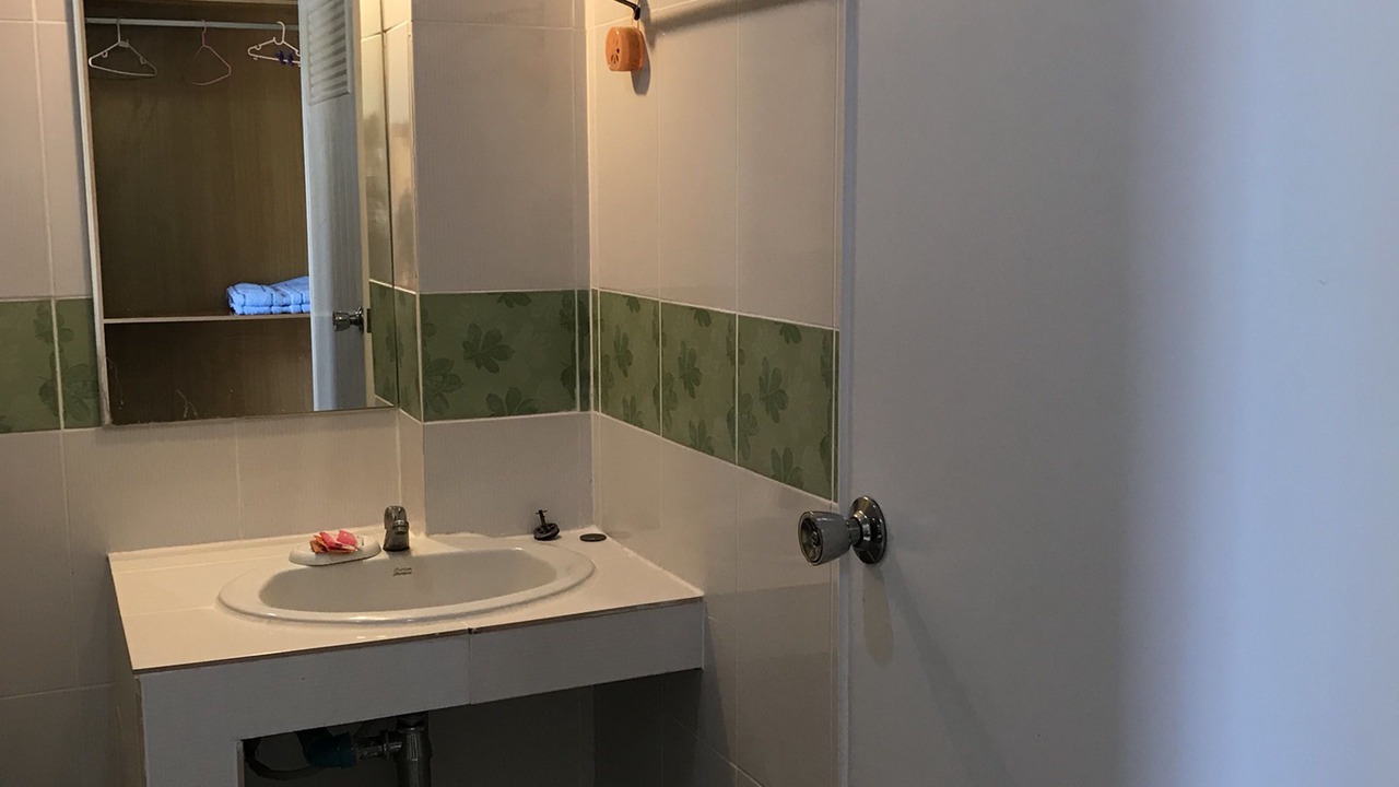 Photo of Bathroom in Khaem Son
