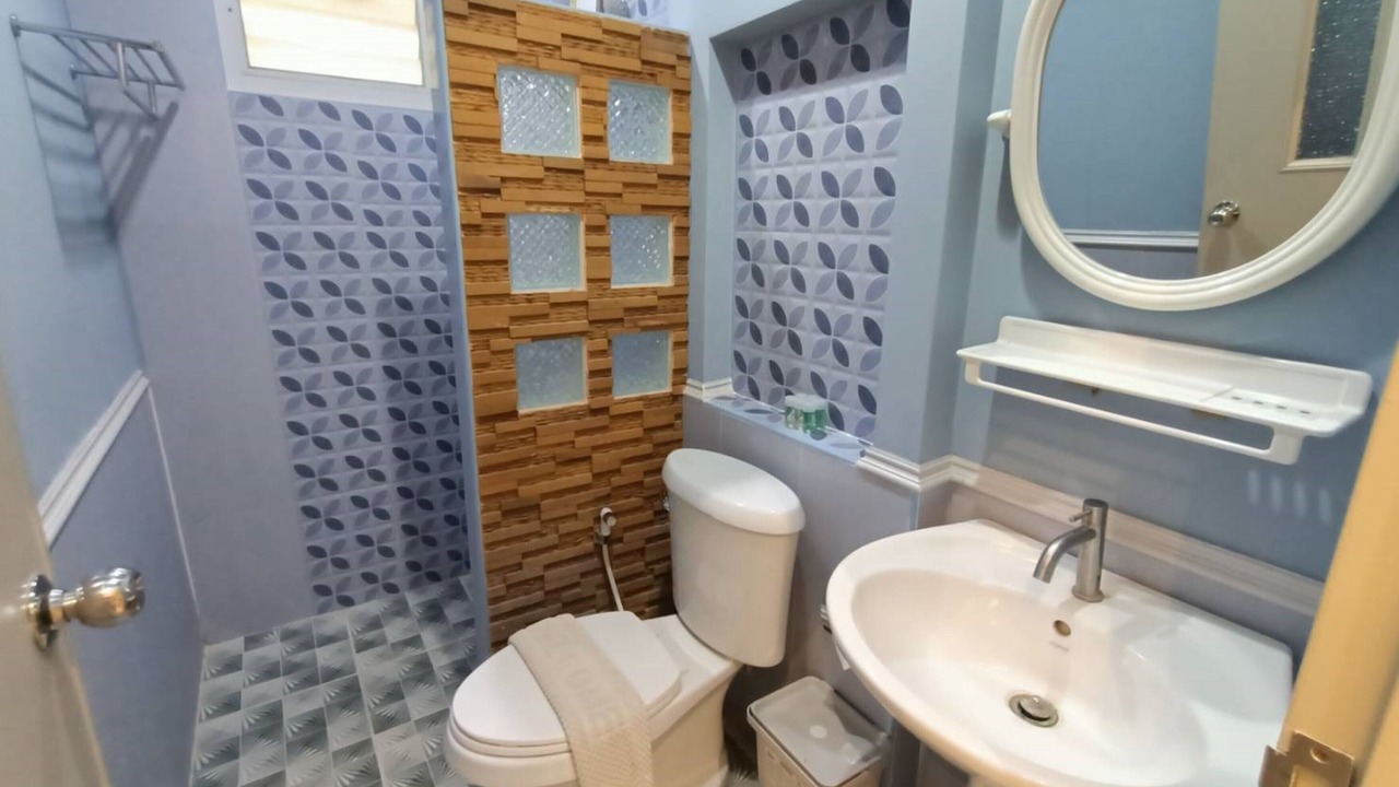 Photo of Bathroom in Khanong Phra