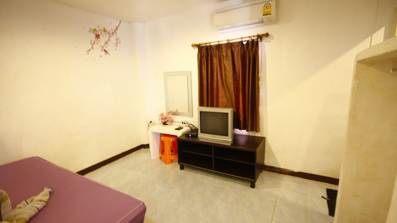 Photo of Bedroom in Koh Lan