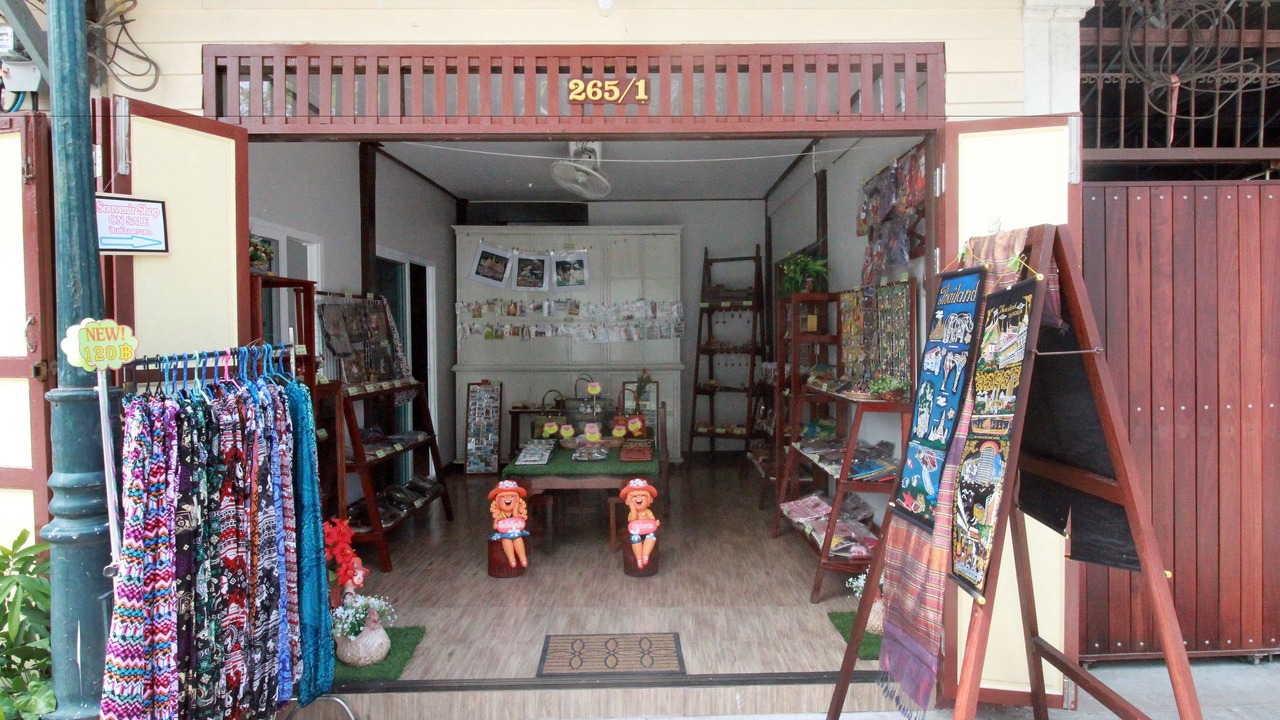 Photo of Others in Bangkok Yai