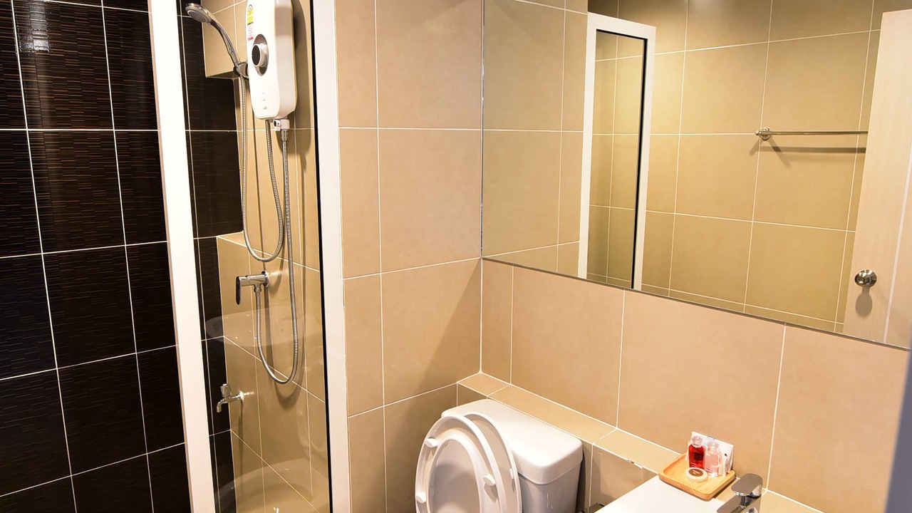 Photo of Bathroom in Mueang Samut Prakan District