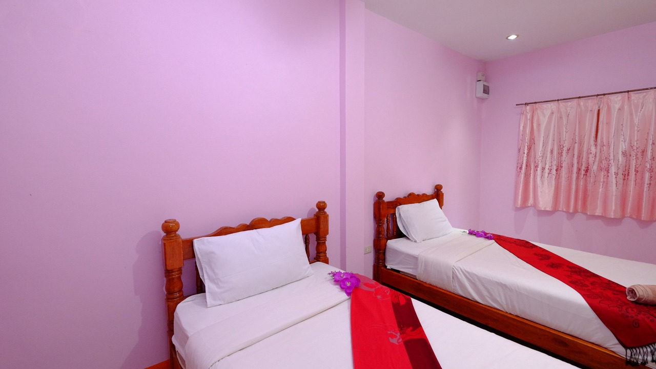 Photo of Bedroom in Nong Yat