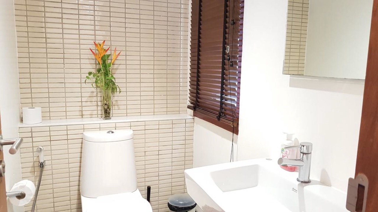 Photo of Bathroom in Pak Nam Pran