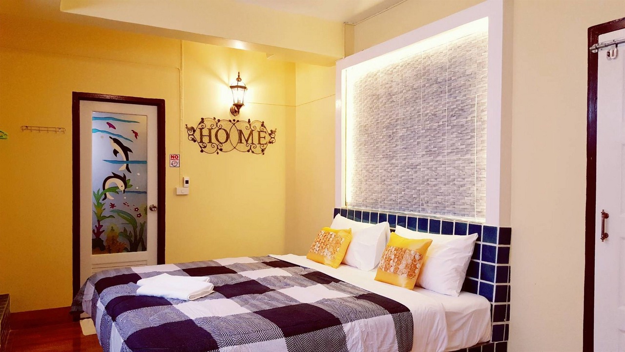 Photo of Bedroom in Bang Phra