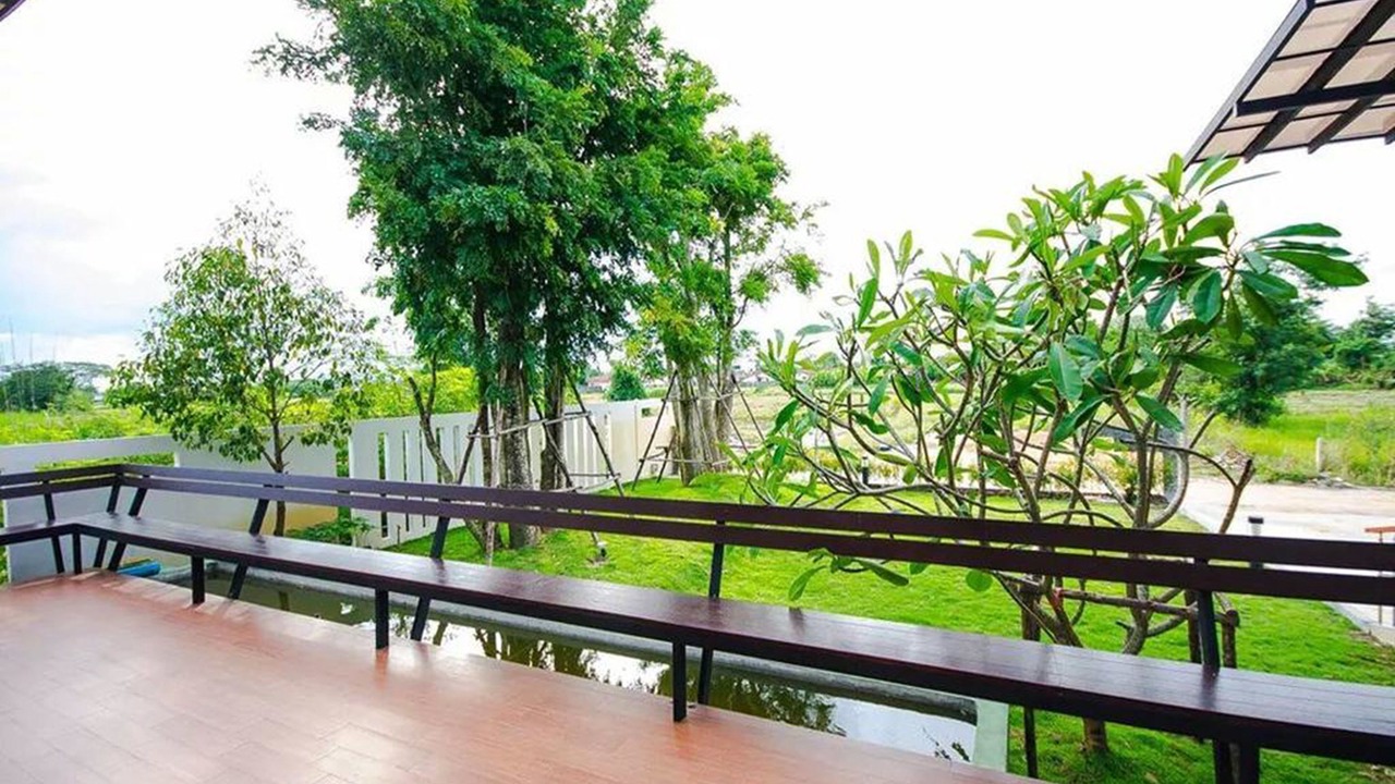 Photo of Patio Balcony in Kamphaeng Phet