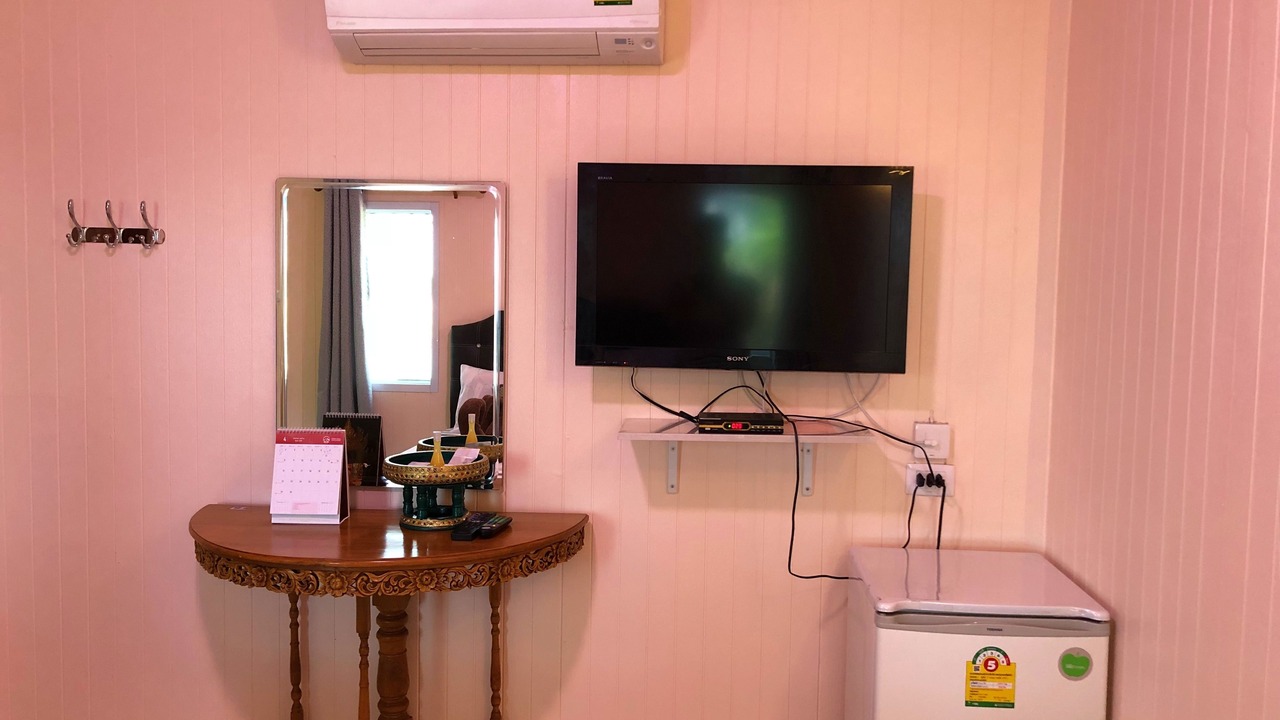 Photo of Bedroom in Phatthana Nikhom