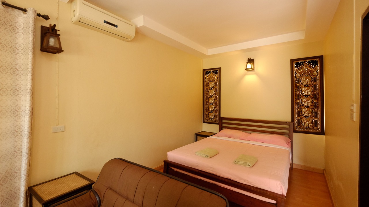 Photo of Bedroom in Chong Kham