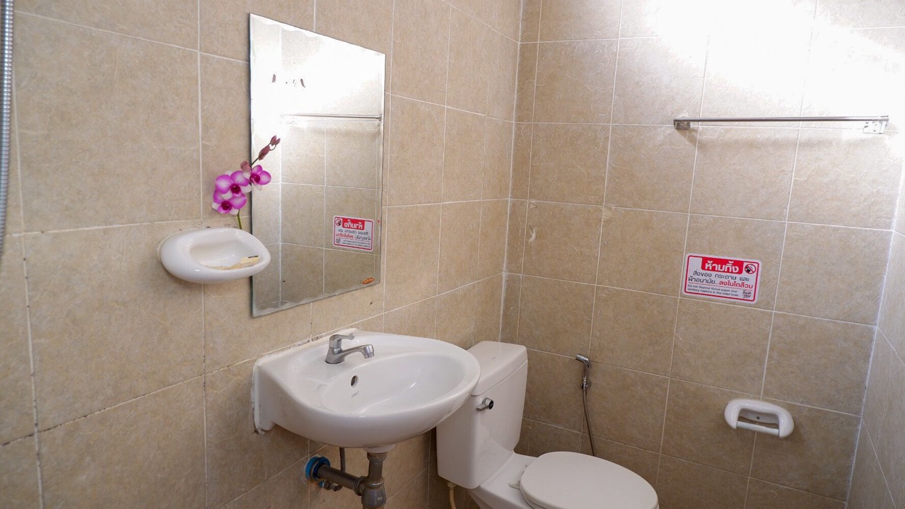 Photo of Bathroom in Nai Mueang