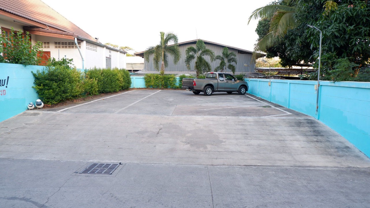 Photo of Outdoor in Nai Mueang