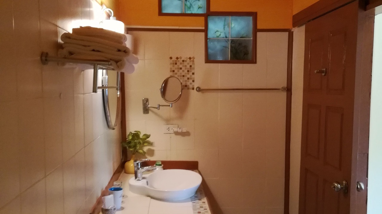 Photo of Bathroom in Saraphi