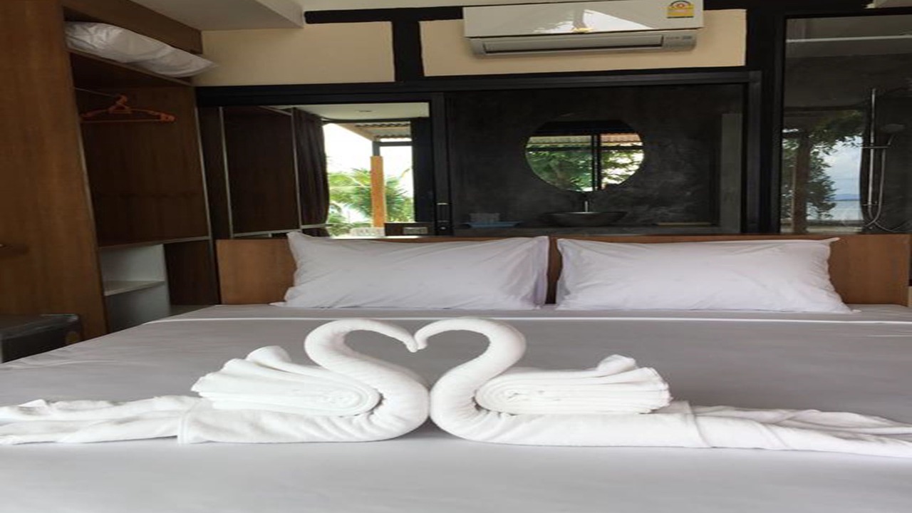 Photo of Bedroom in Ko Mook