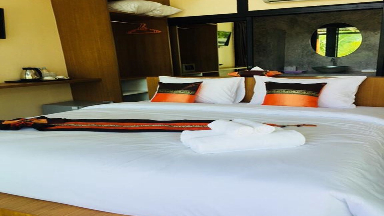 Photo of Bedroom in Ko Mook