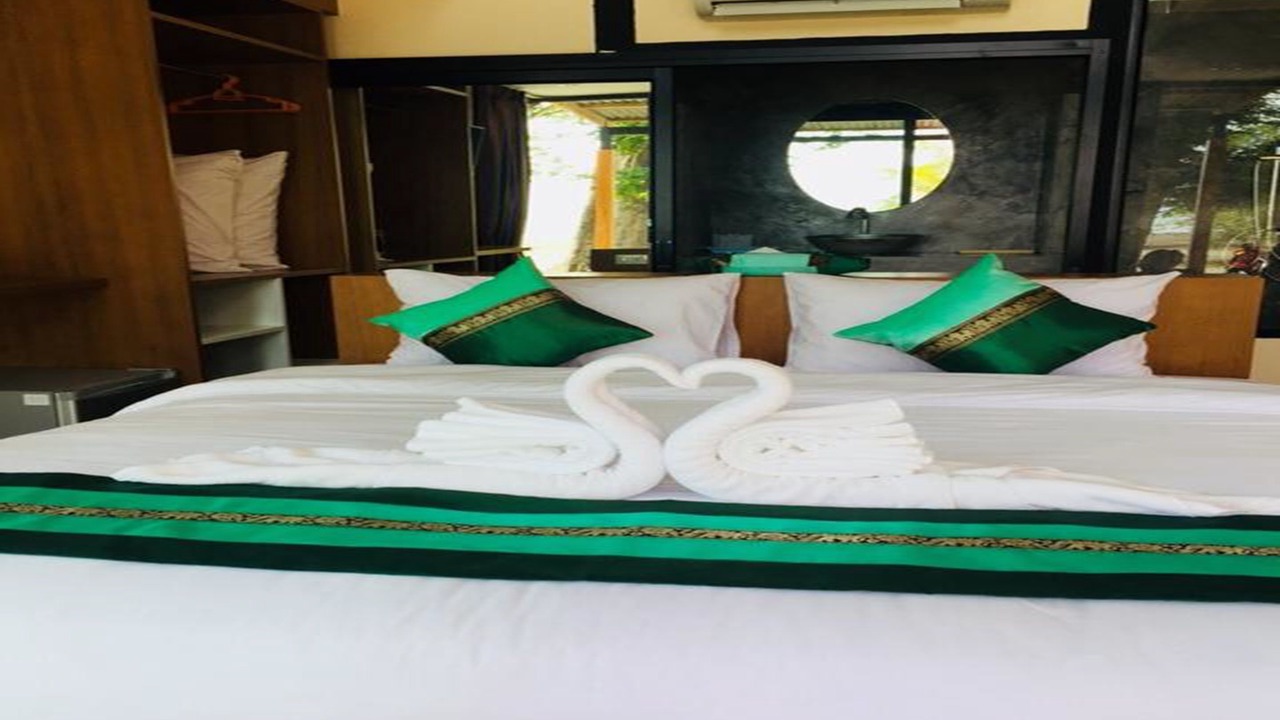 Photo of Bedroom in Ko Mook