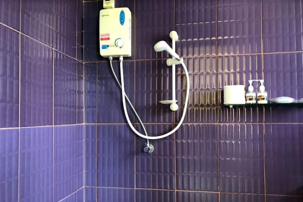 Photo of Bathroom in Pak Phli