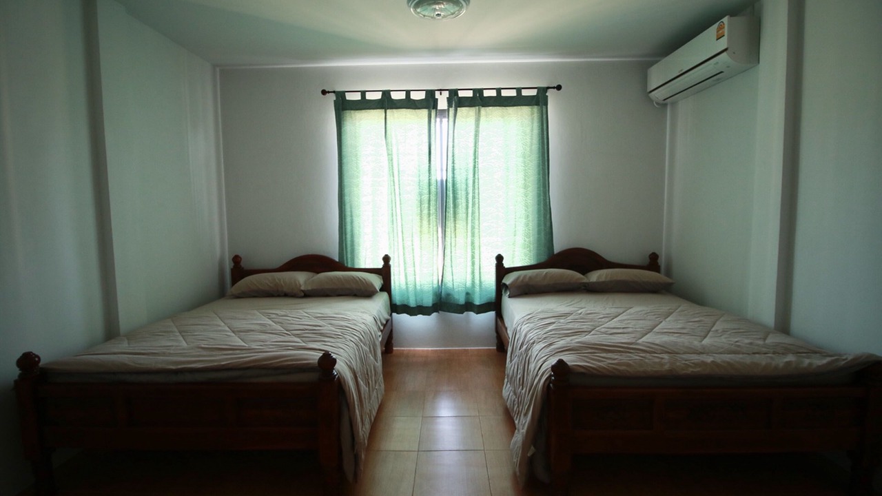 Photo of Bedroom in Hua Toei