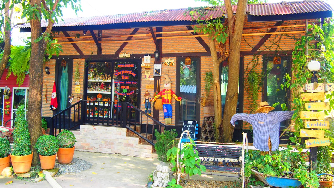 Photo of Others in Doem Bang