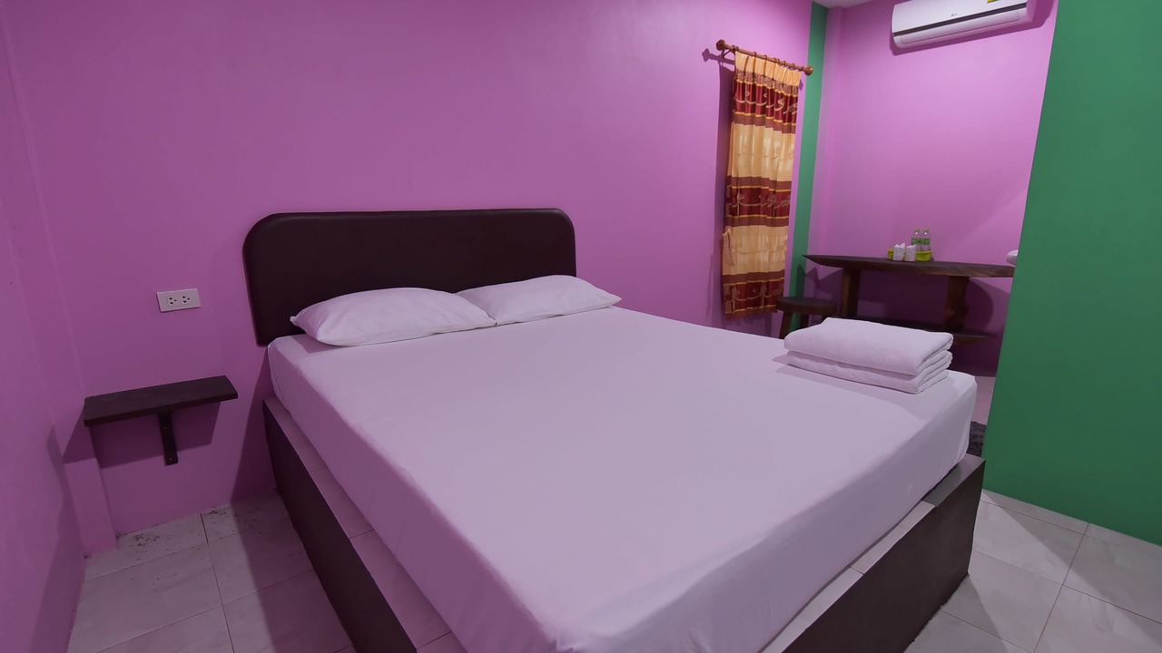 Photo of Bedroom in Khlong Thom