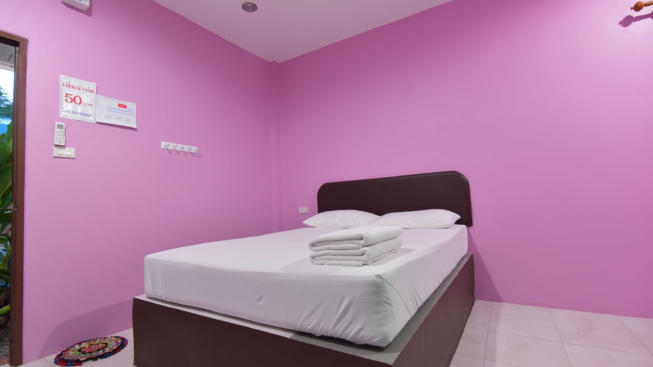 Photo of Bedroom in Khlong Thom