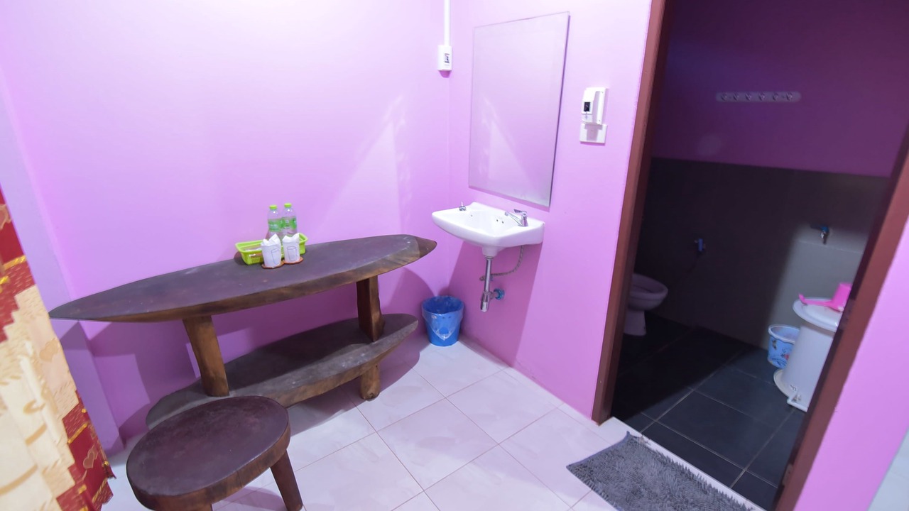 Photo of Bedroom in Khlong Thom
