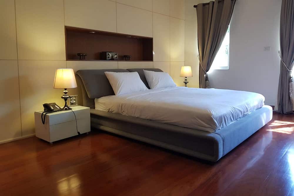 Photo of Bedroom in Hua Mak