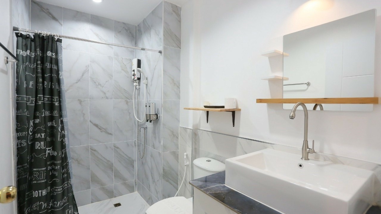 Photo of Bathroom in Mae Kon