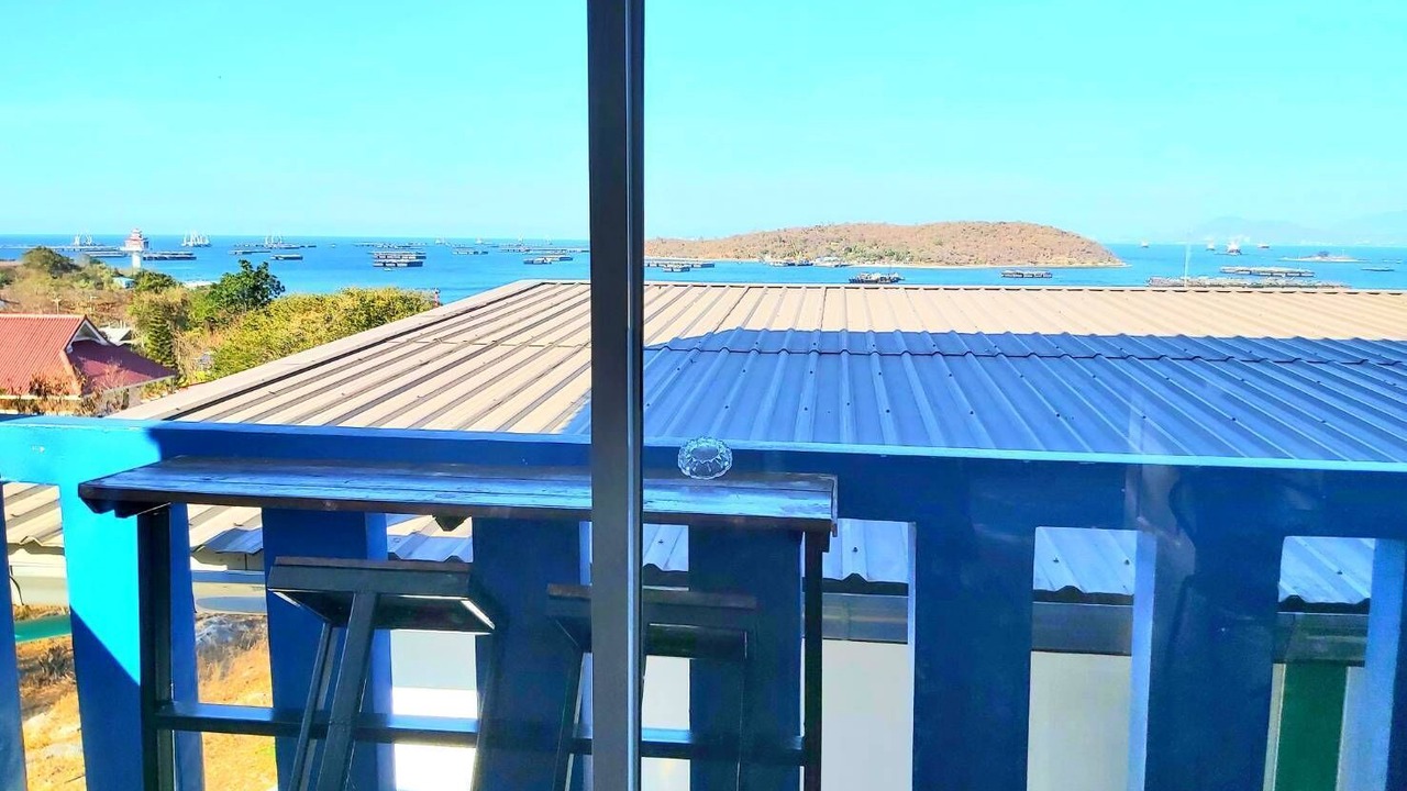Photo of Patio Balcony in Ko Sichang