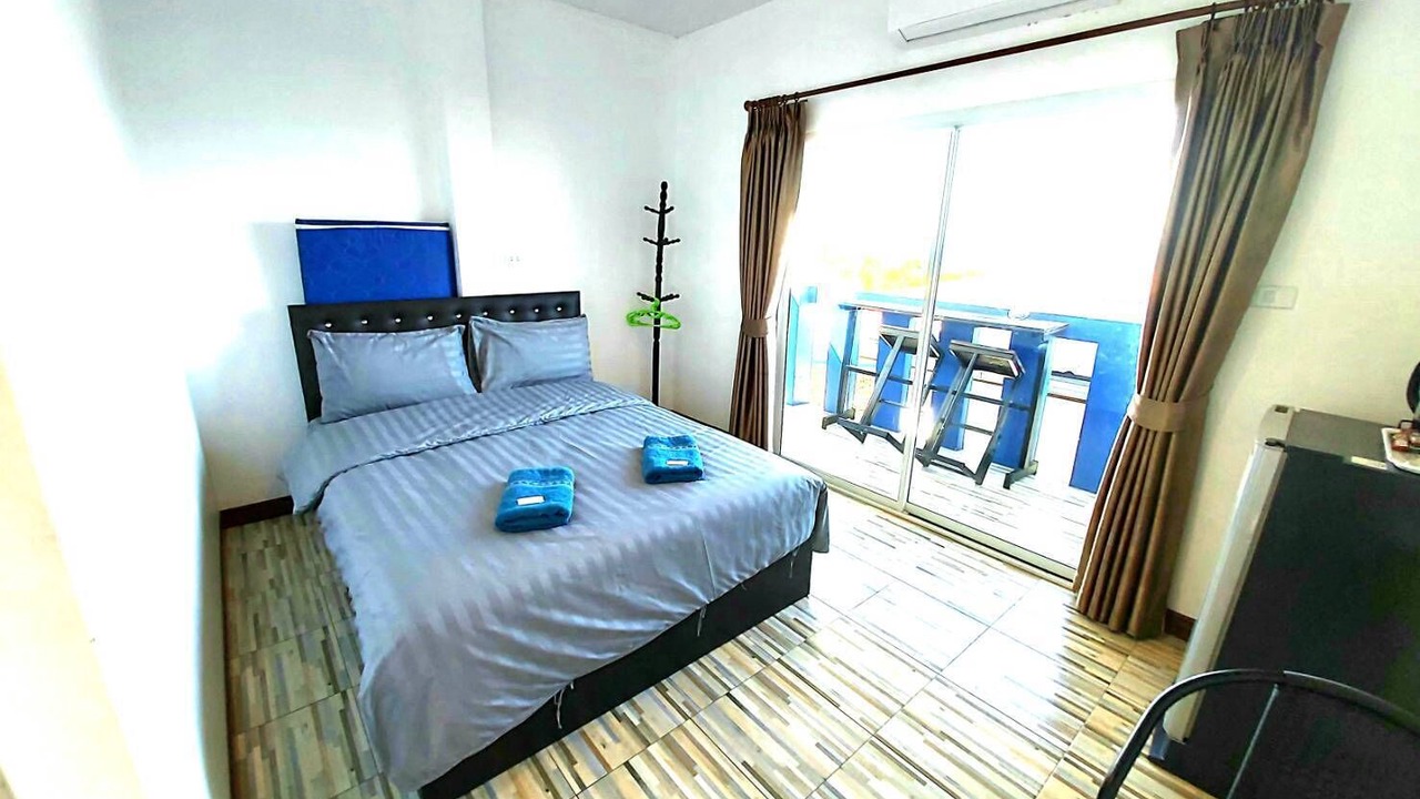 Photo of Bedroom in Ko Sichang