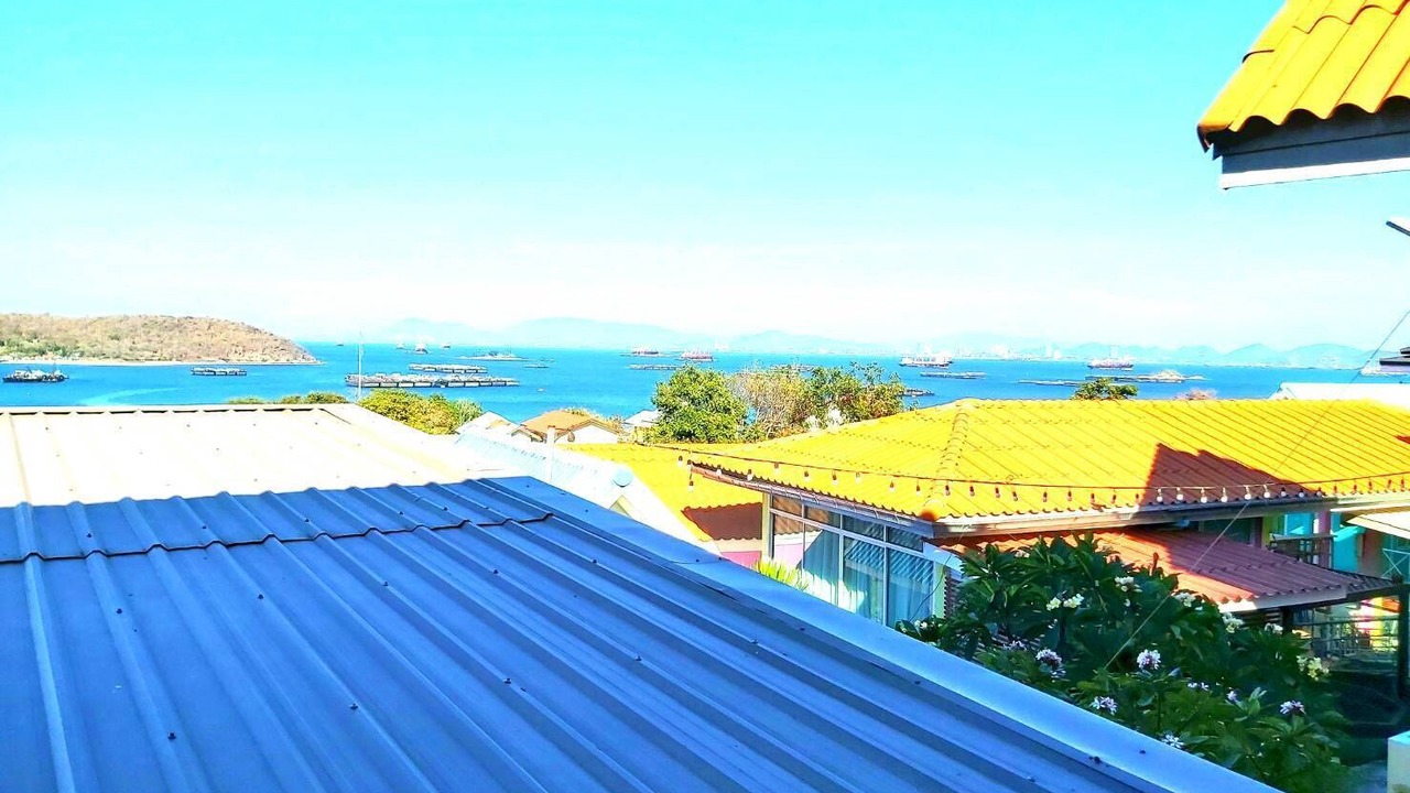 Photo of Bedroom in Ko Sichang