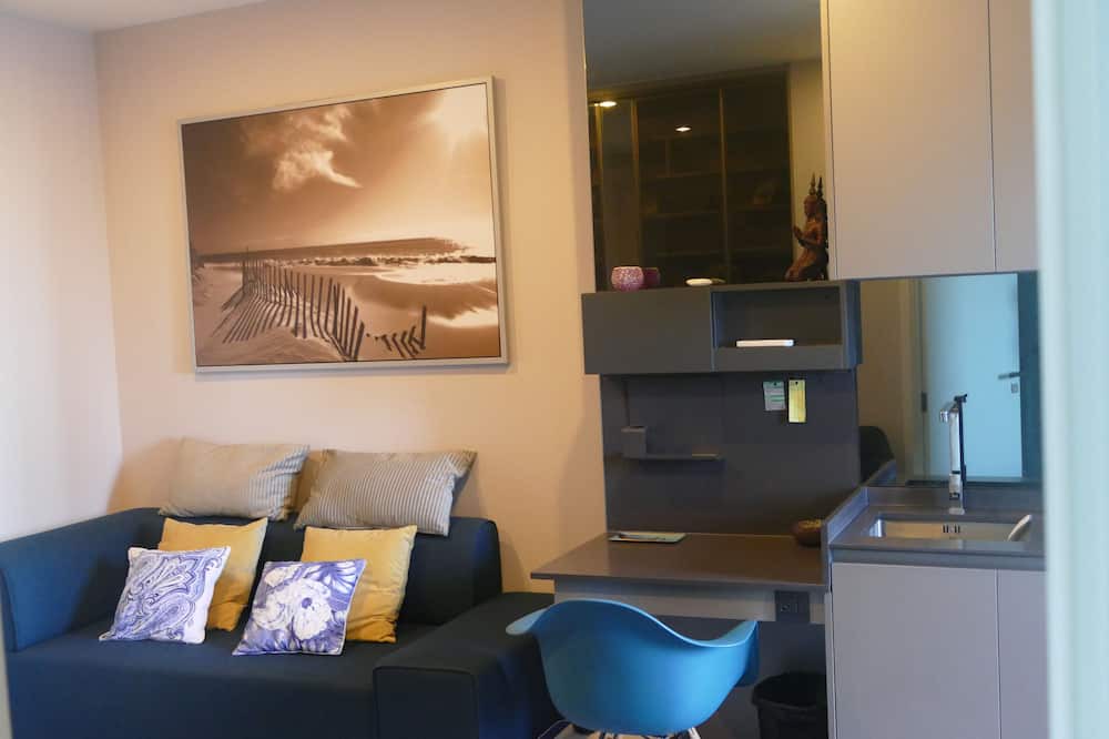 Photo of Livingroom in Phra Khanong Nuea