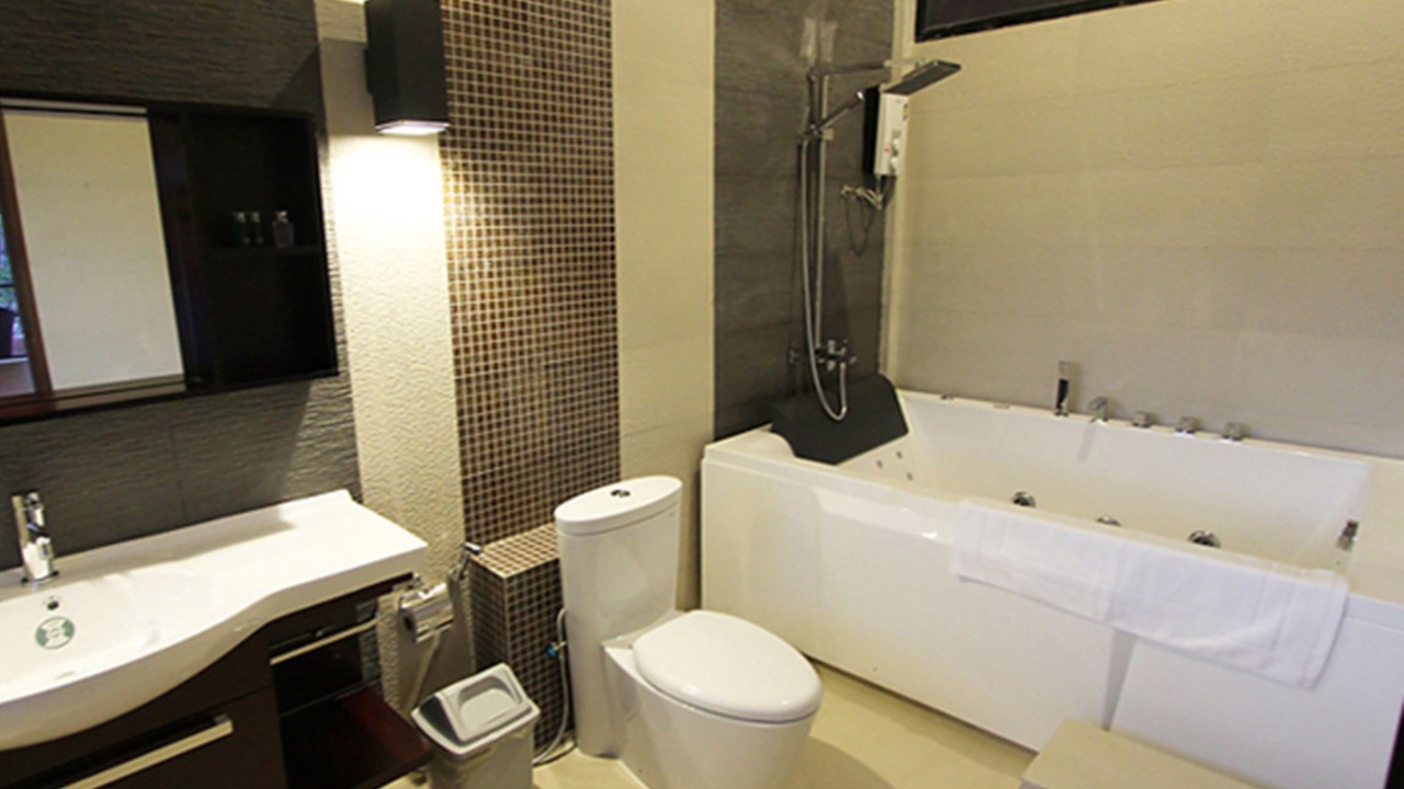 Photo of Bathroom in Samut Songkhram