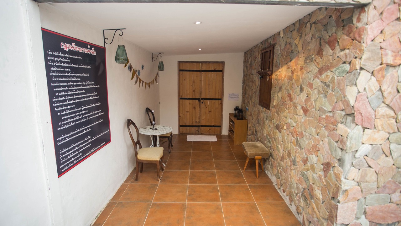 Photo of Patio Balcony in Na Chom Thian