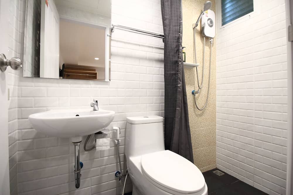 Photo of Bathroom in Wat Bowon Niwet
