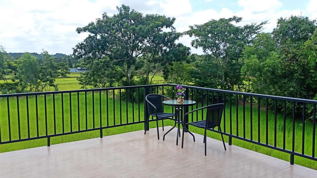 Photo of Patio Balcony in Trakan Phuet Phon