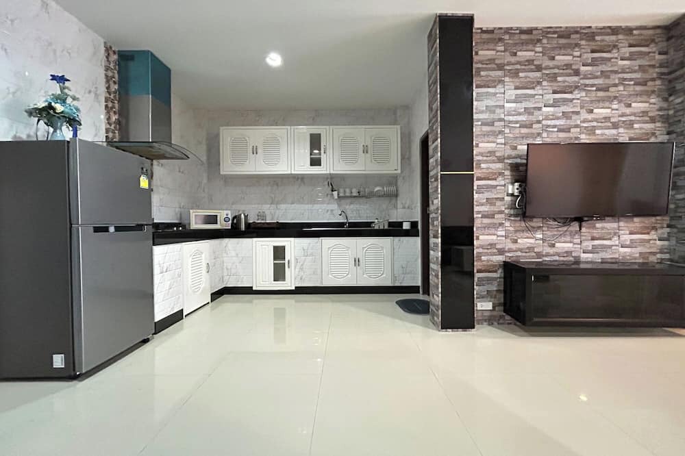Photo of Kitchen in Na Mom