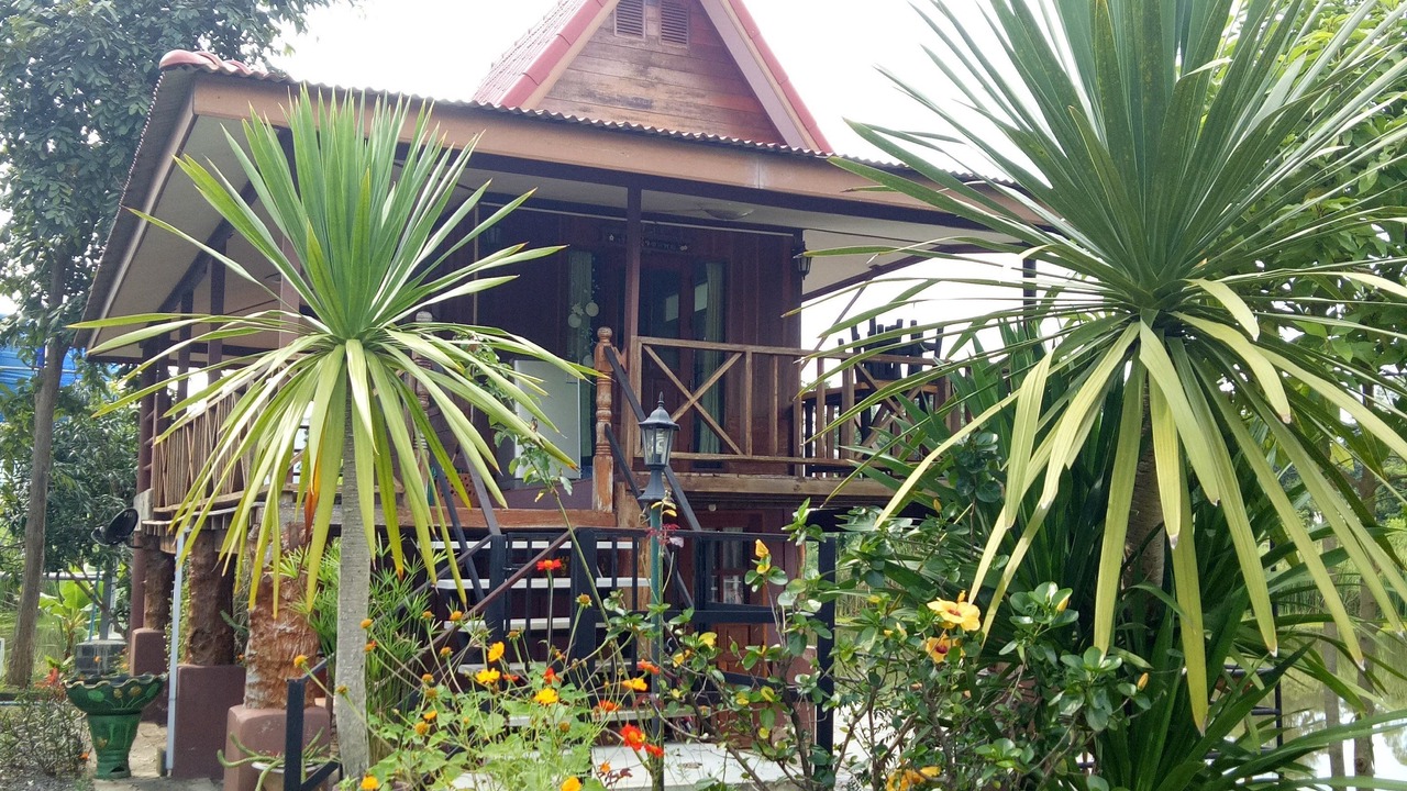 Photo of Buildings in Wang Nam Khiao