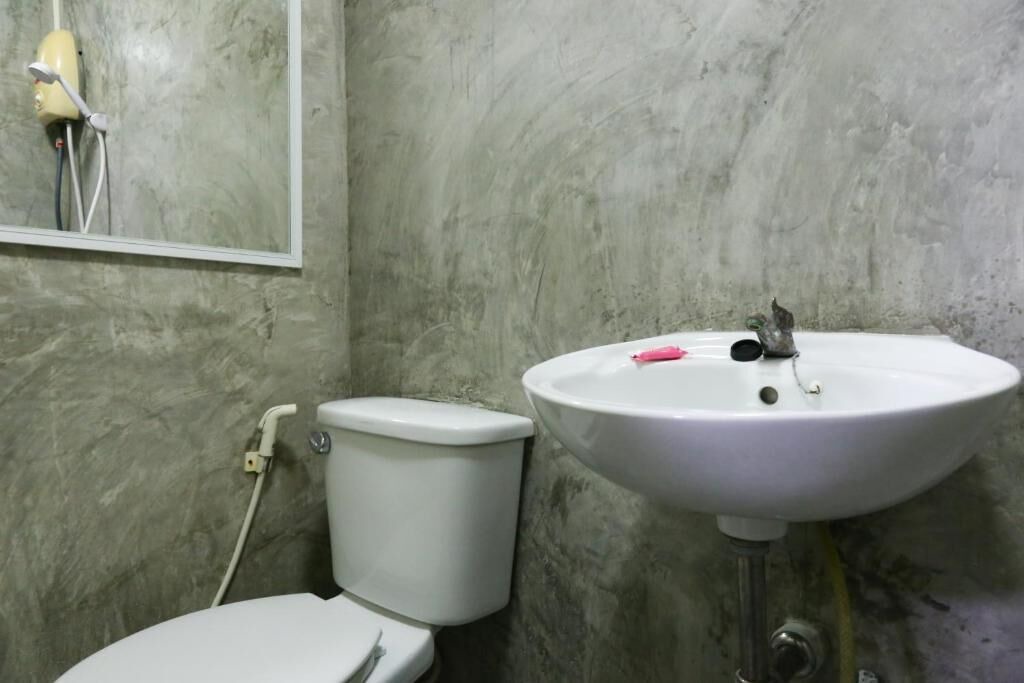 Photo of Bathroom in Amphawa