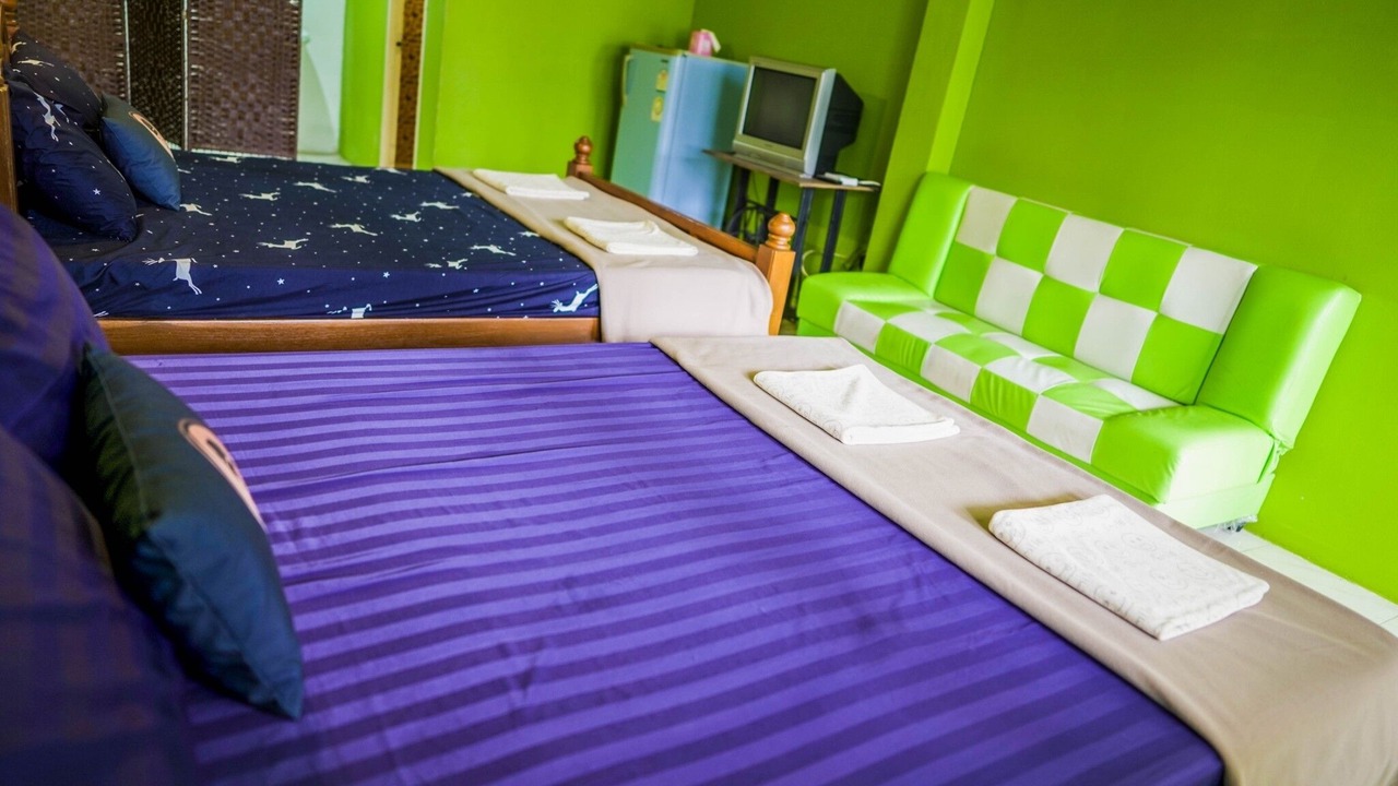 Photo of Bedroom in Amphawa