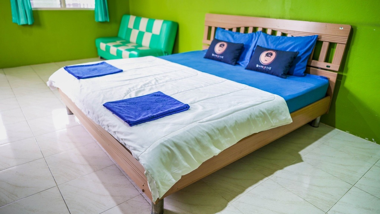 Photo of Bedroom in Amphawa