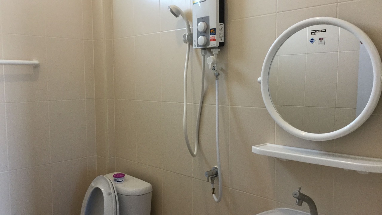 Photo of Bathroom in Pakham