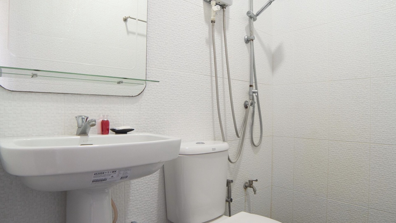 Photo of Bathroom in Lumphli
