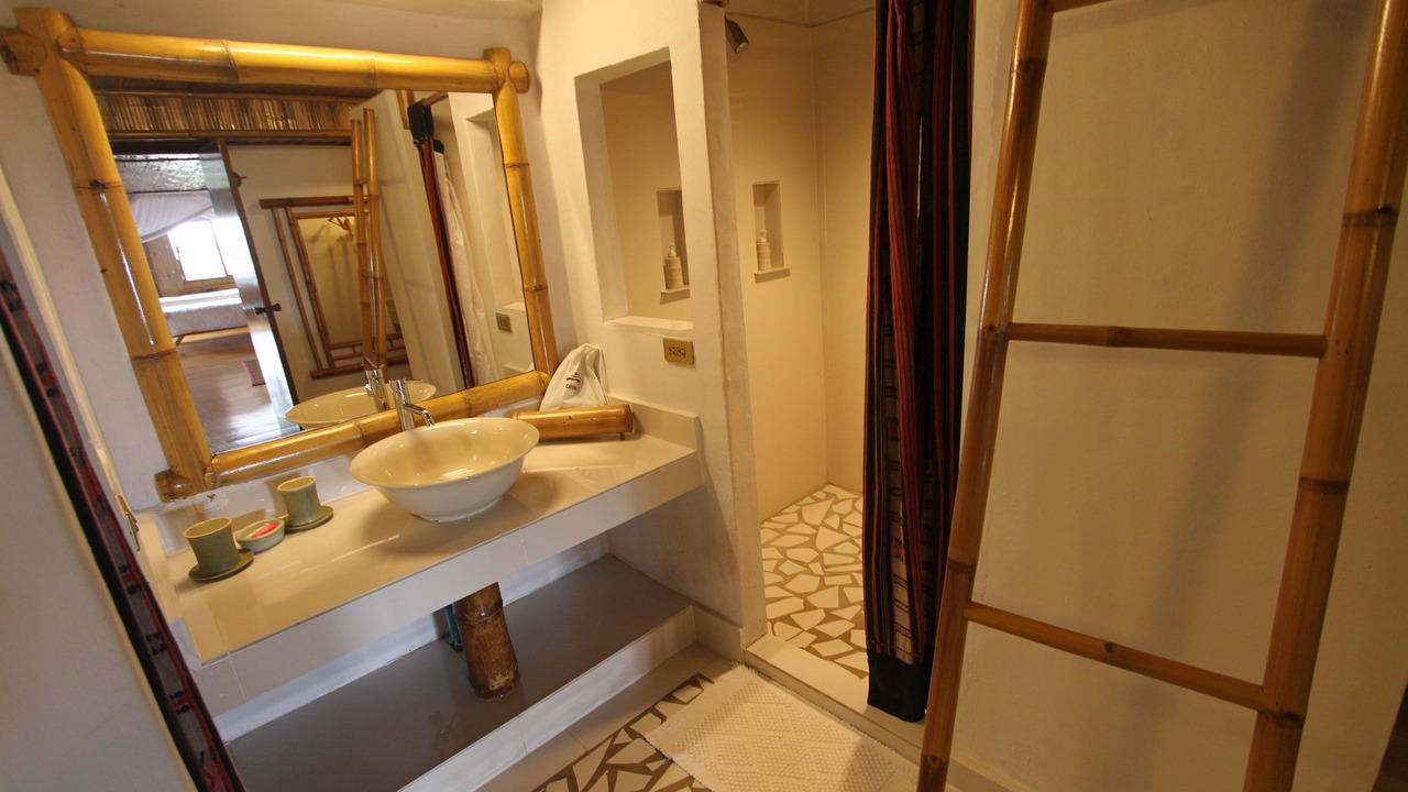 Photo of Bathroom in Mae Chan