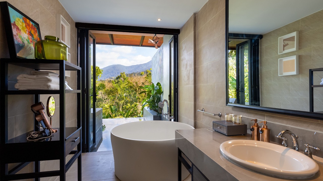 Photo of Bathroom in Chong