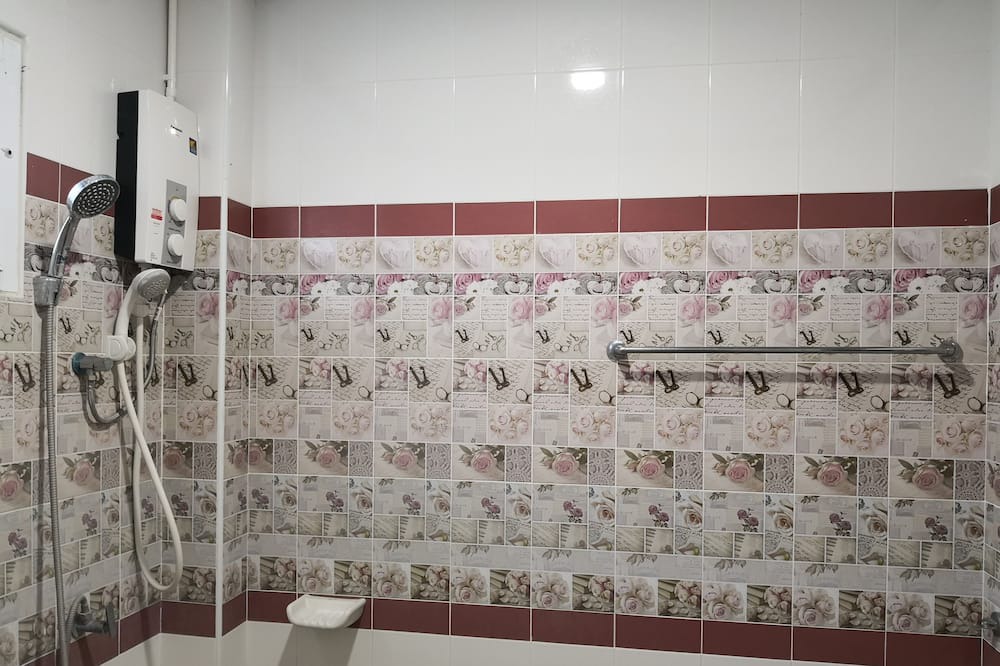 Photo of Bathroom in Si Thep