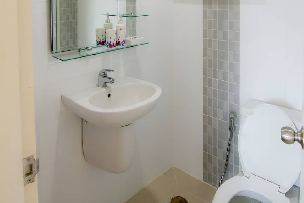 Photo of Bathroom in Talat Nuea