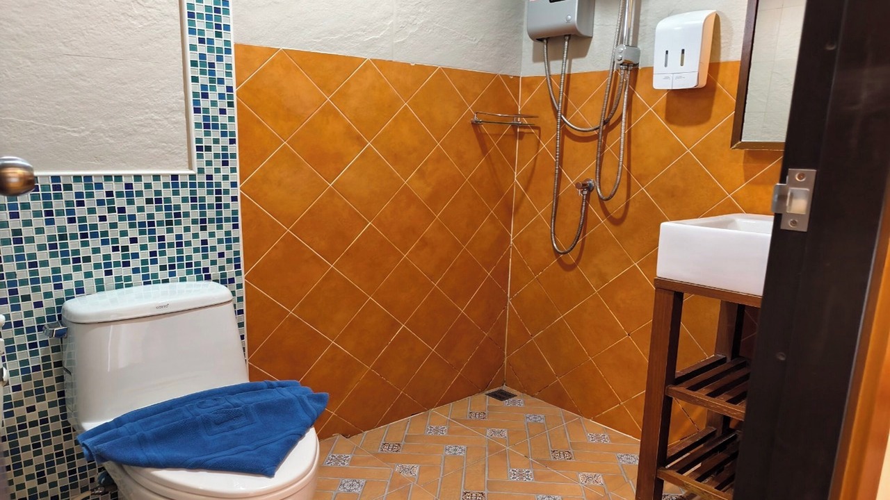 Photo of Bathroom in Phra Pradaeng
