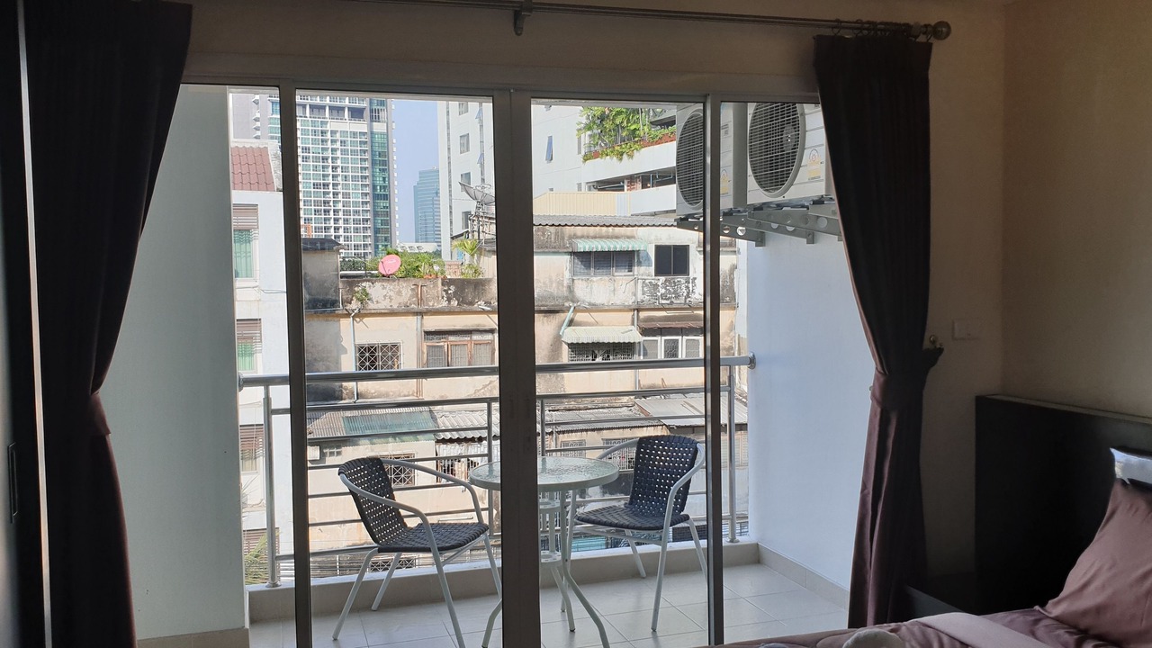 Photo of Bedroom in Khlong San