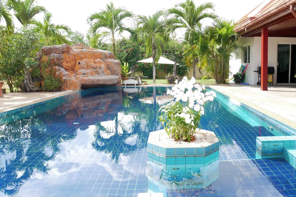 Photo of Outdoor in Nong Prue