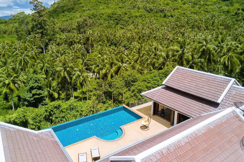 Photo of Outdoor in Thong Krut