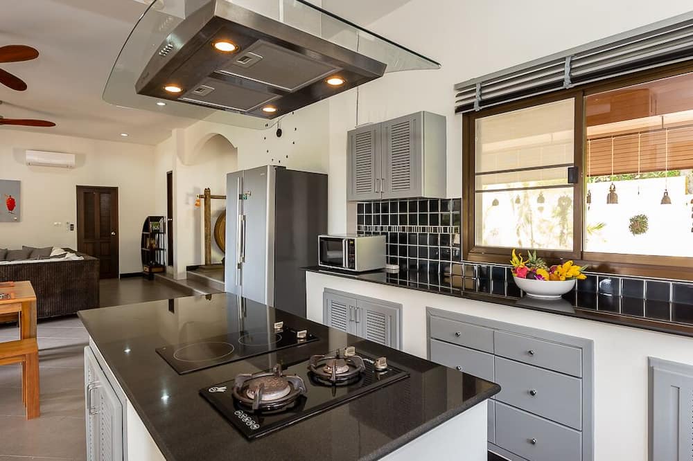 Photo of Kitchen in Wok Tum
